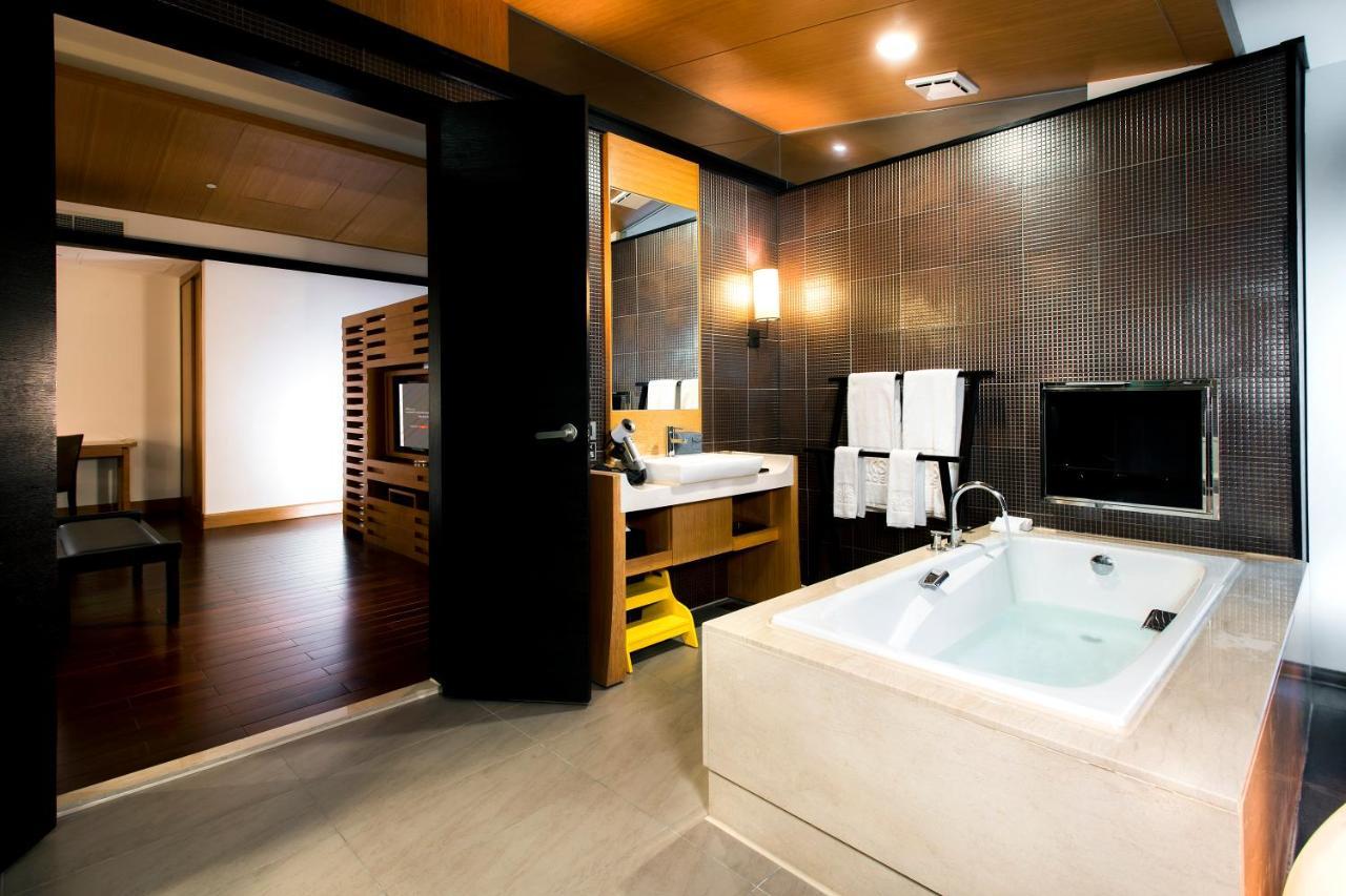 ซิลค์ เพลซ อี้หลาน โฮเทล Hotel Yilan ภายนอก รูปภาพ