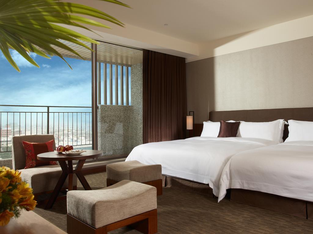 ซิลค์ เพลซ อี้หลาน โฮเทล Hotel Yilan ภายนอก รูปภาพ