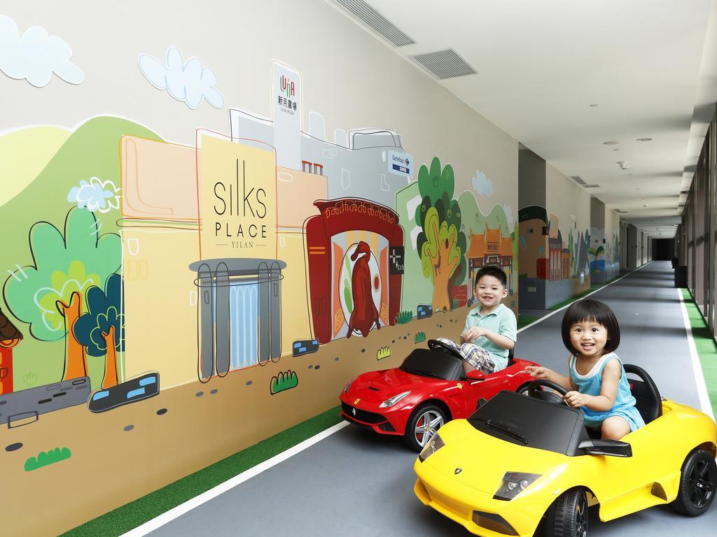 ซิลค์ เพลซ อี้หลาน โฮเทล Hotel Yilan ภายนอก รูปภาพ
