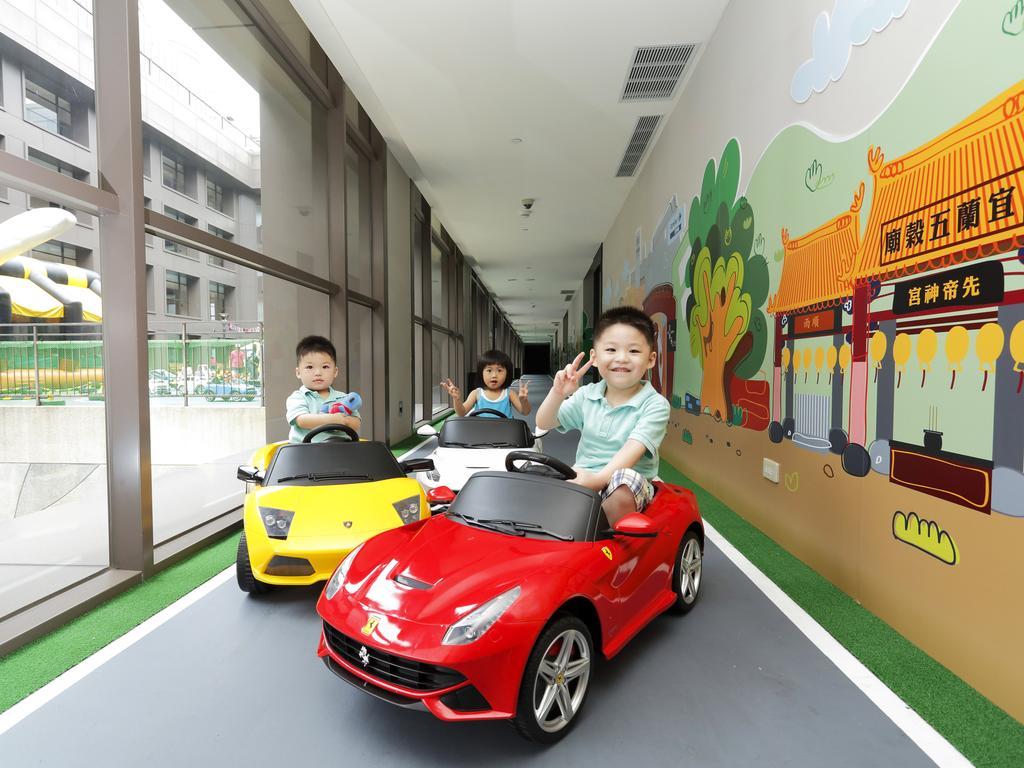ซิลค์ เพลซ อี้หลาน โฮเทล Hotel Yilan ภายนอก รูปภาพ