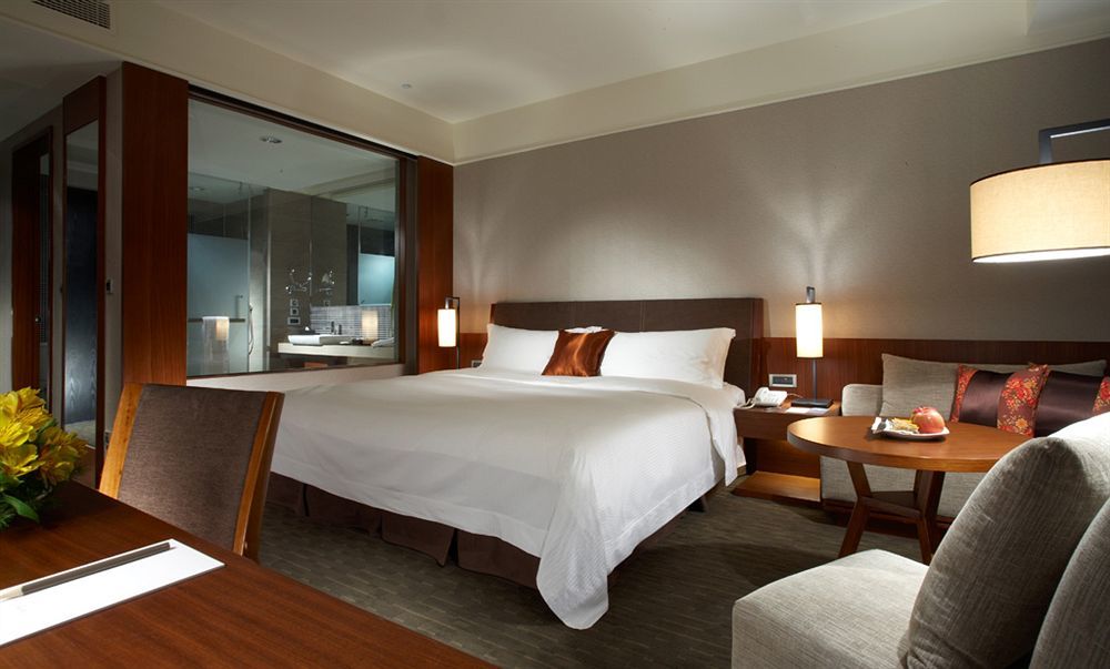 ซิลค์ เพลซ อี้หลาน โฮเทล Hotel Yilan ภายนอก รูปภาพ